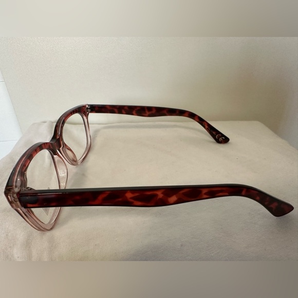 Summer & Rose UVA-UVB Protected Glasses - Picture 3 of 6